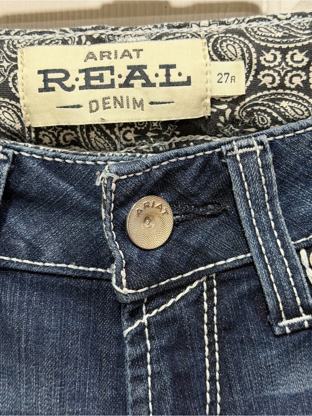 Ariat size 27 R Mid Ride Straight Leg Women's Jeans - Picture 3 of 8
